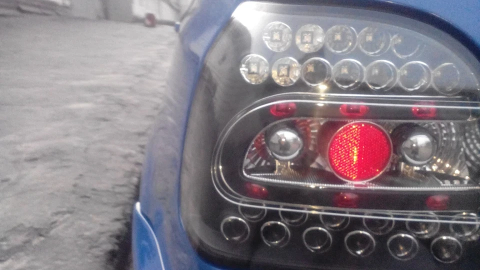 Volkswagen Golf GTI 2