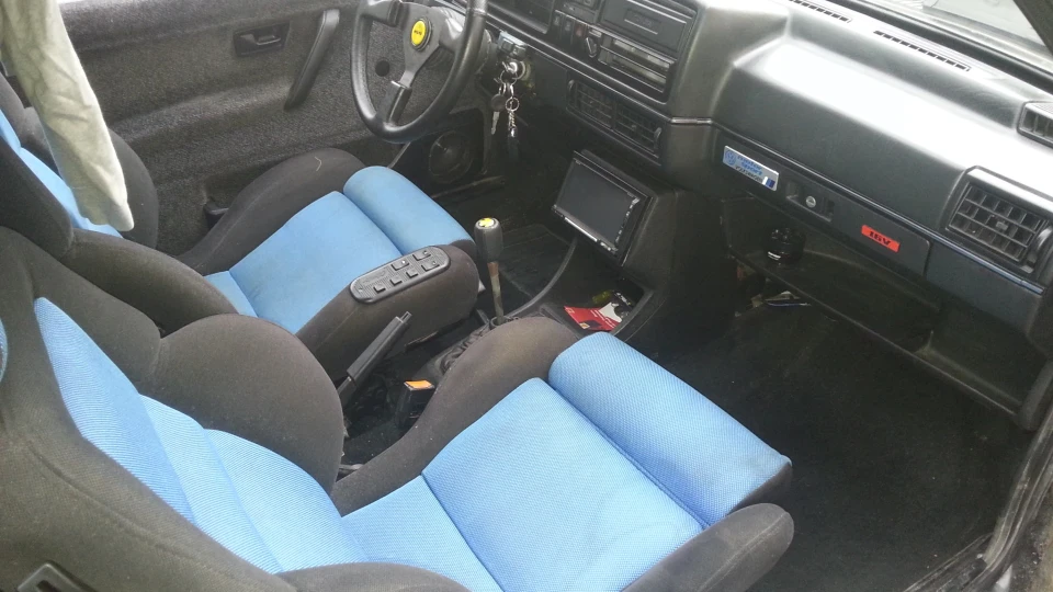 Volkswagen Golf GTI 5