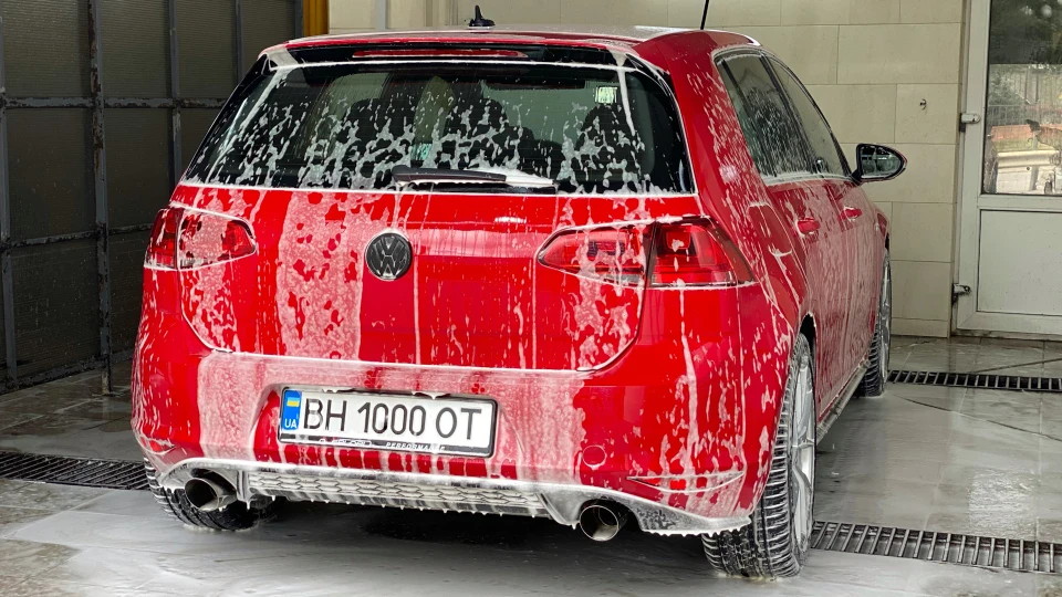 Volkswagen Golf GTI 🏎