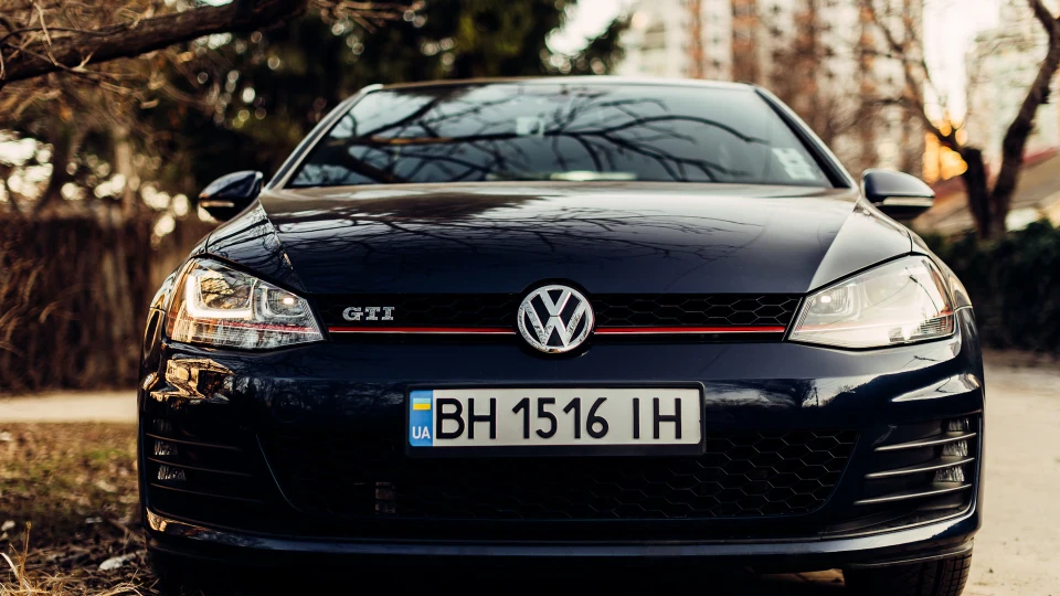 Volkswagen Golf GTI 2