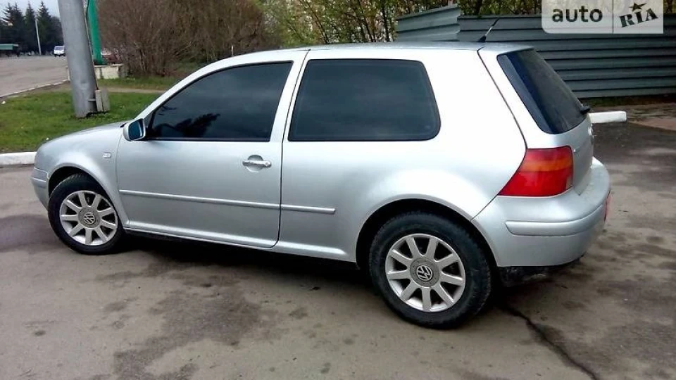 Volkswagen Golf GTI
