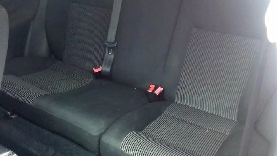 Volkswagen Golf GTI 2