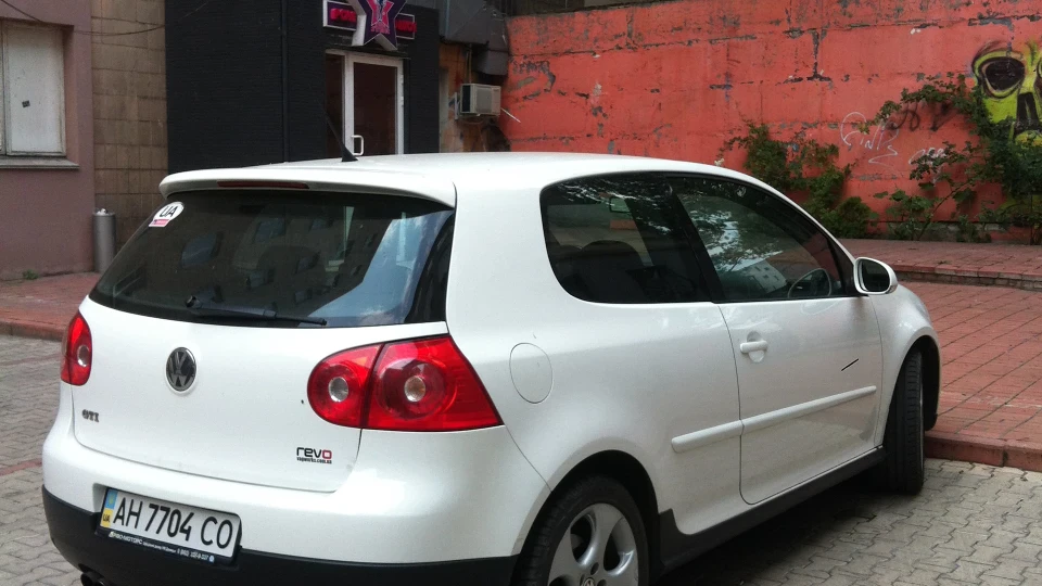 Volkswagen Golf GTI 4