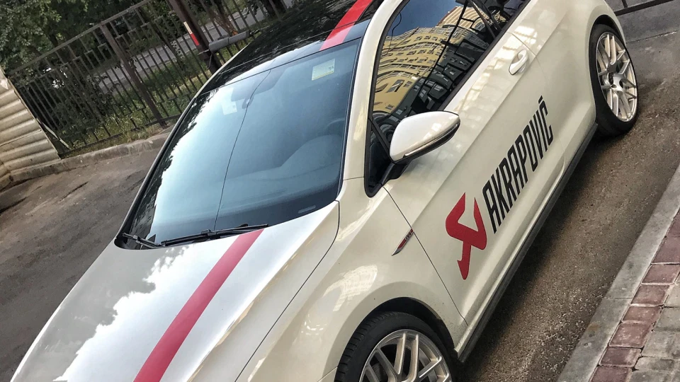 Volkswagen Golf GTI 3