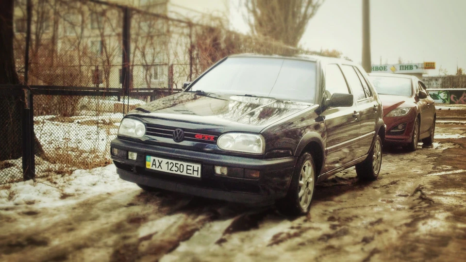 Volkswagen Golf GTI 2