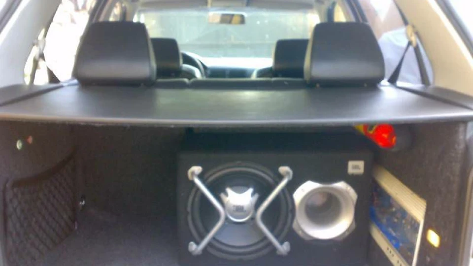 Volkswagen Golf GTI 4
