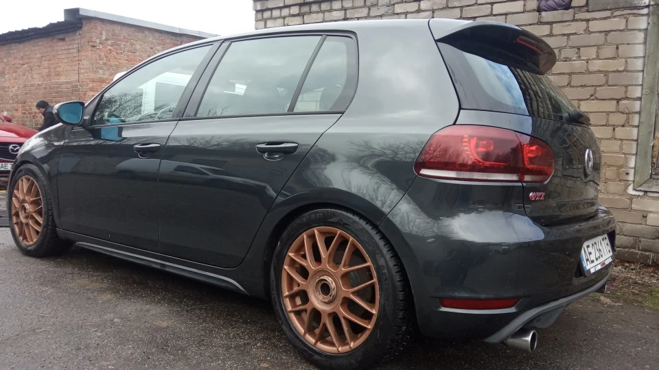 Volkswagen Golf GTI 3