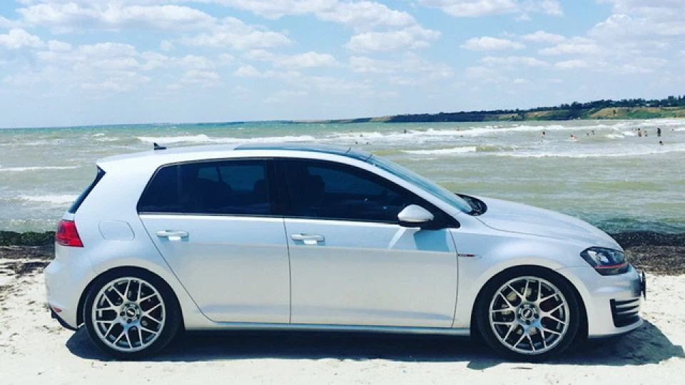 Volkswagen Golf GTI 3
