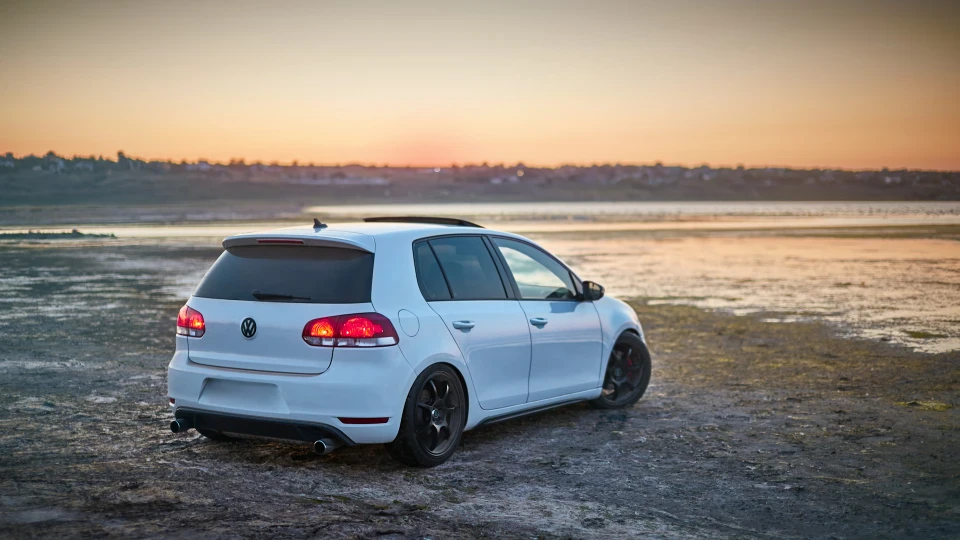 Volkswagen Golf GTI 5