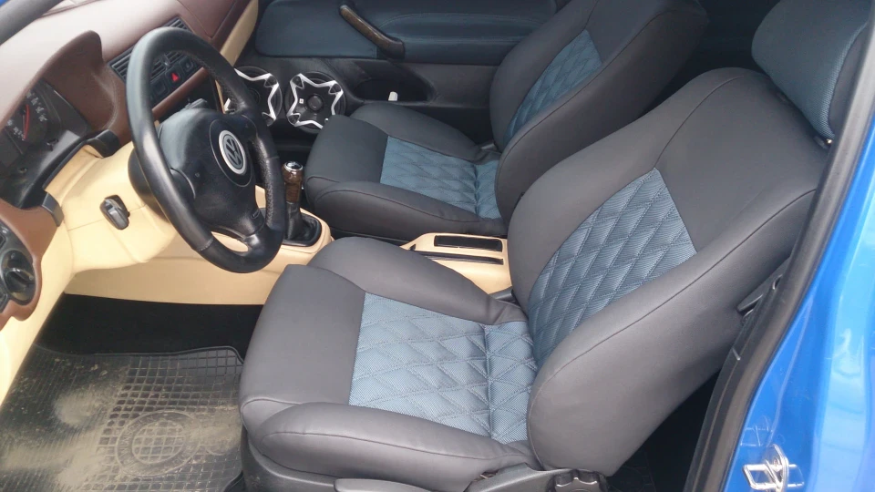 Volkswagen Golf GTI 2