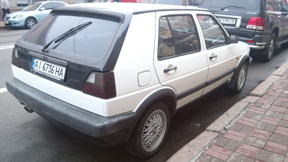Volkswagen Golf GTI 1.8 PF Блондинка 5