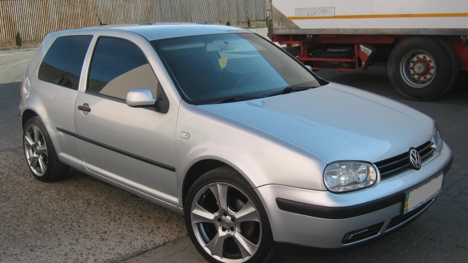 Volkswagen Golf GTI 1.9 turbo