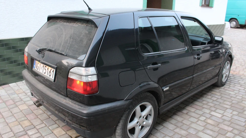 Volkswagen Golf GTI 2.0 8V 3