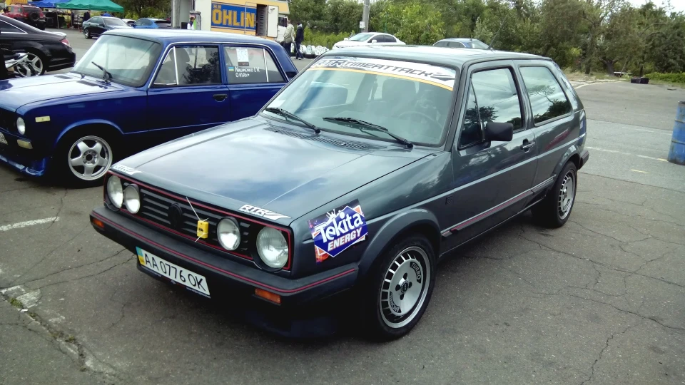 Volkswagen Golf GTI 2.0 ABF Race Car 2