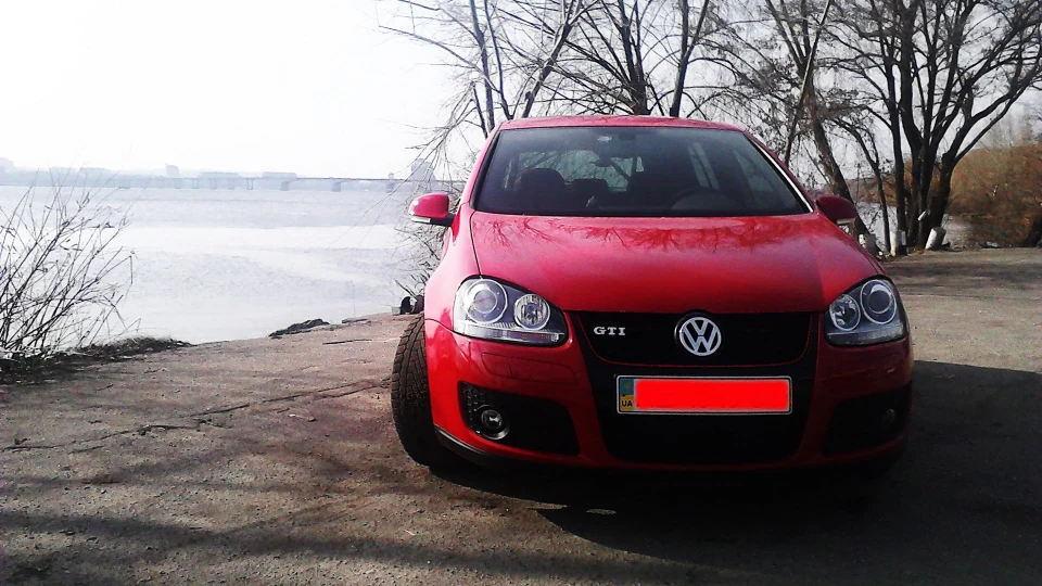 Volkswagen Golf GTI 2.0 TFSI DSG