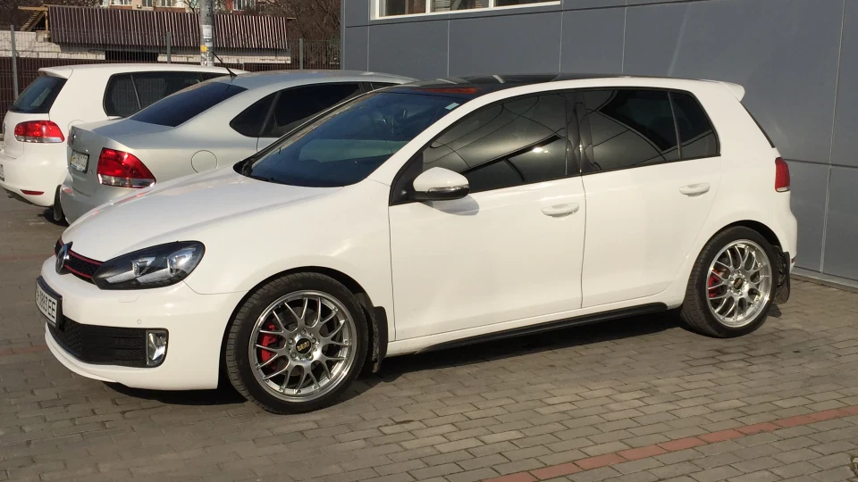Volkswagen Golf GTI 2.0 TSI DAS AUTO