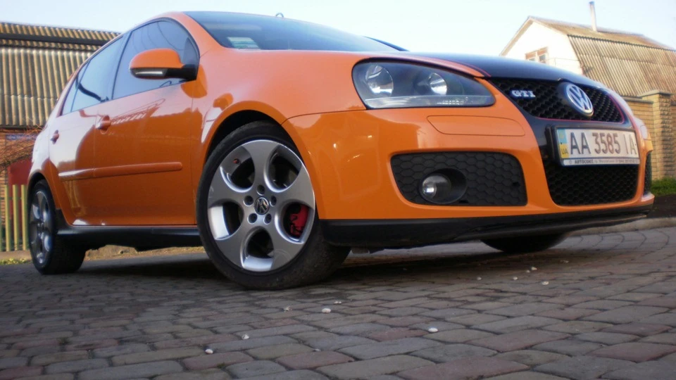 Volkswagen Golf GTI 2.0 turbo FSI 3