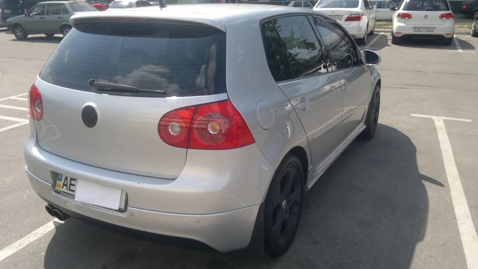 Volkswagen Golf GTI 2.0 turbo 2