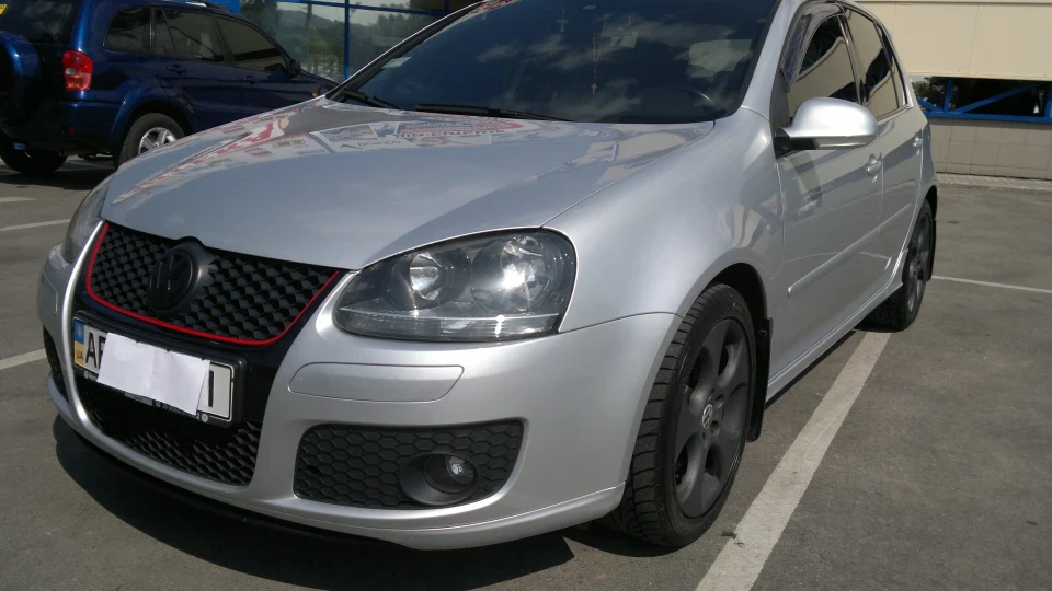 Volkswagen Golf GTI 2.0 turbo 4