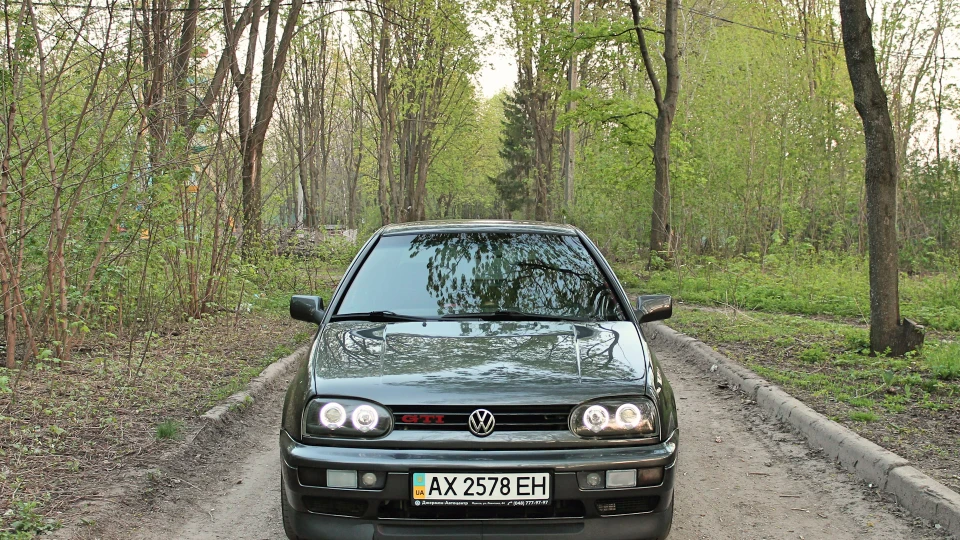 Volkswagen Golf GTI 2.0