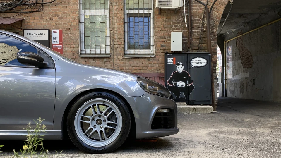 Volkswagen Golf GTI 400 hrsprs 2