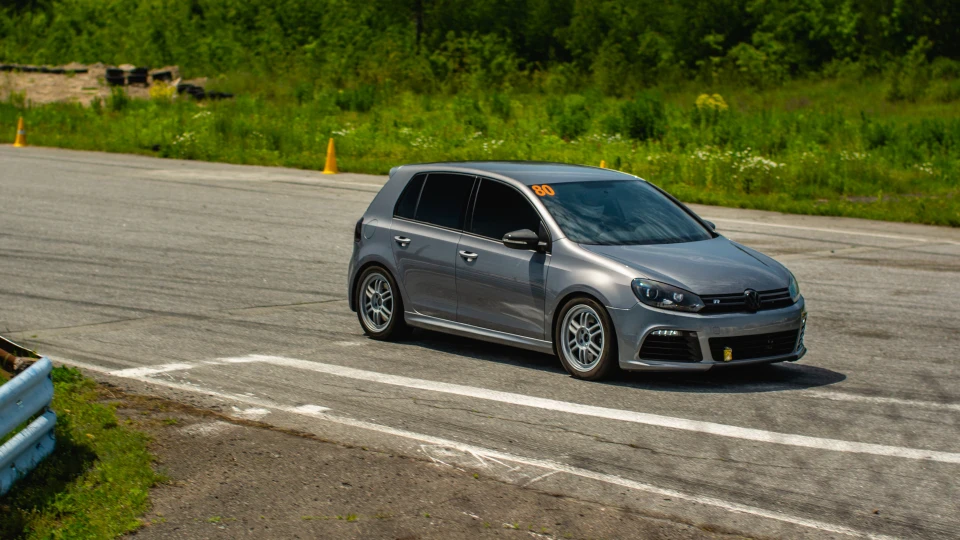Volkswagen Golf GTI 400 hrsprs 3