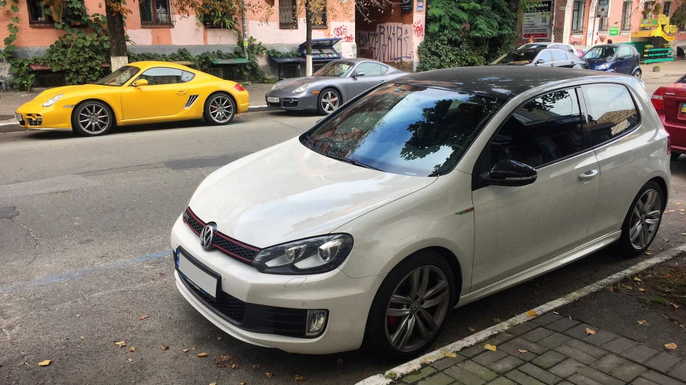Volkswagen Golf GTI Akrapovic 4