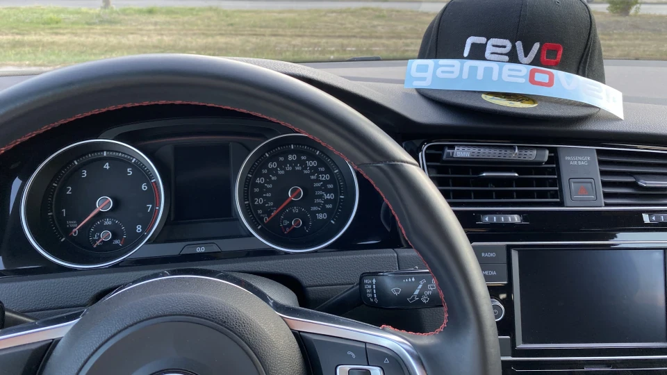 Volkswagen Golf GTI Бадьорий 😎