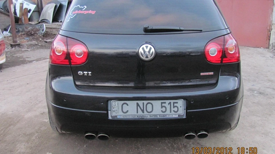 Volkswagen Golf GTI чорний EDITION 30 4