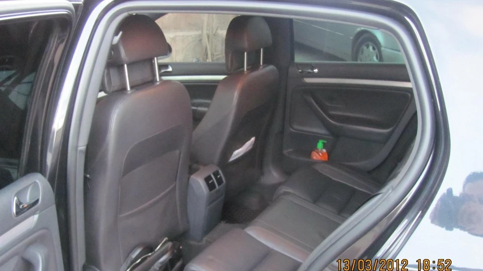 Volkswagen Golf GTI чорний EDITION 30 5