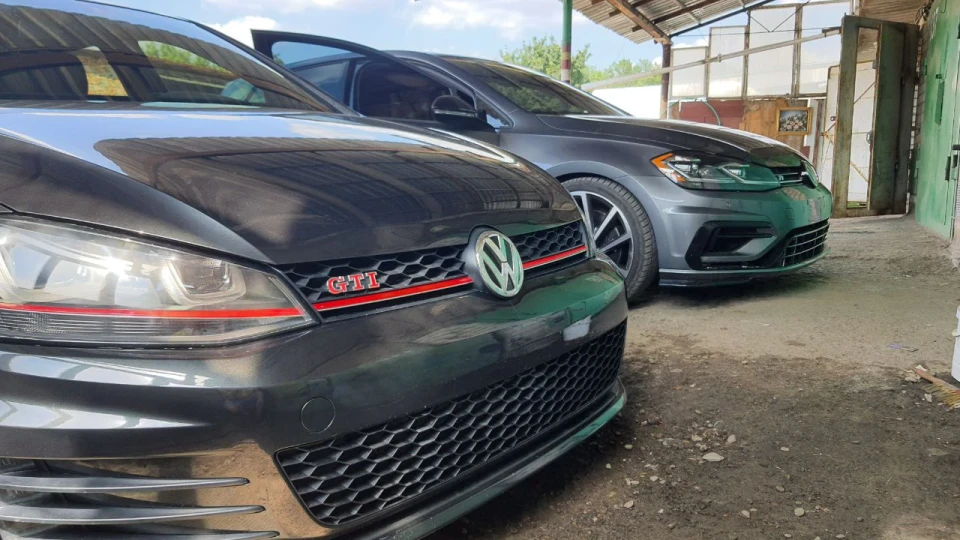 Volkswagen Golf GTI Greyson 2