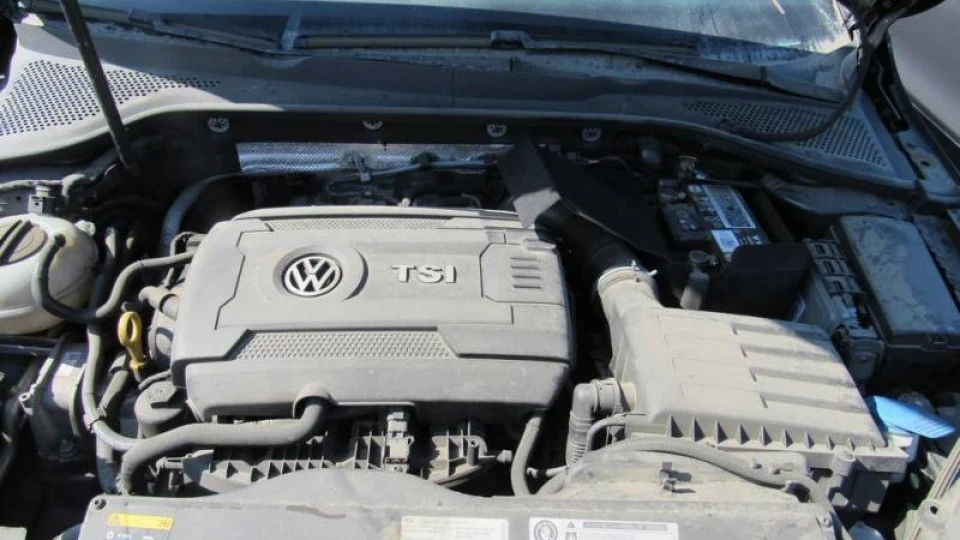 Volkswagen Golf GTI Individual 2