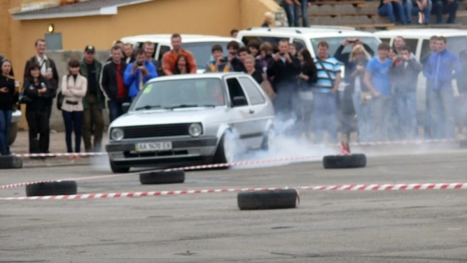 Volkswagen Golf GTI Каструля на VR6 2