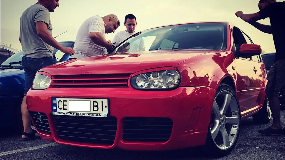 Volkswagen Golf GTI Червоний Rabbits 1.8Т 5