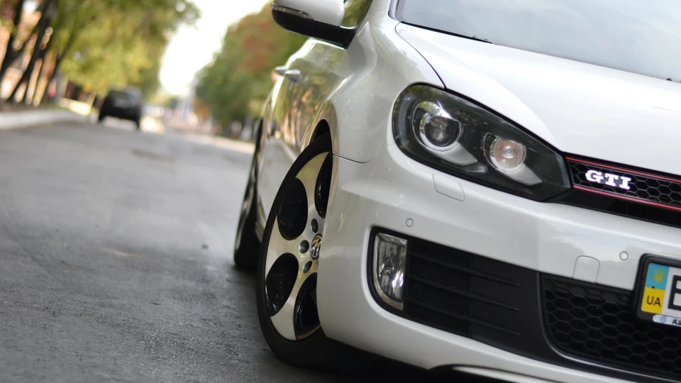Volkswagen Golf GTI Lamborghini style 3