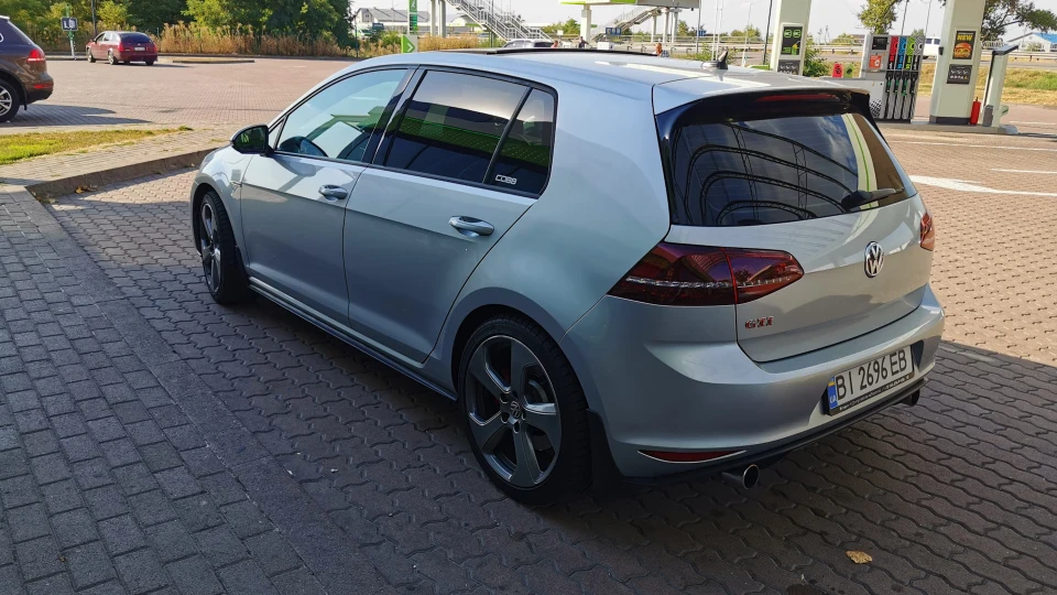 Volkswagen Golf GTI Ласкавий звір 2
