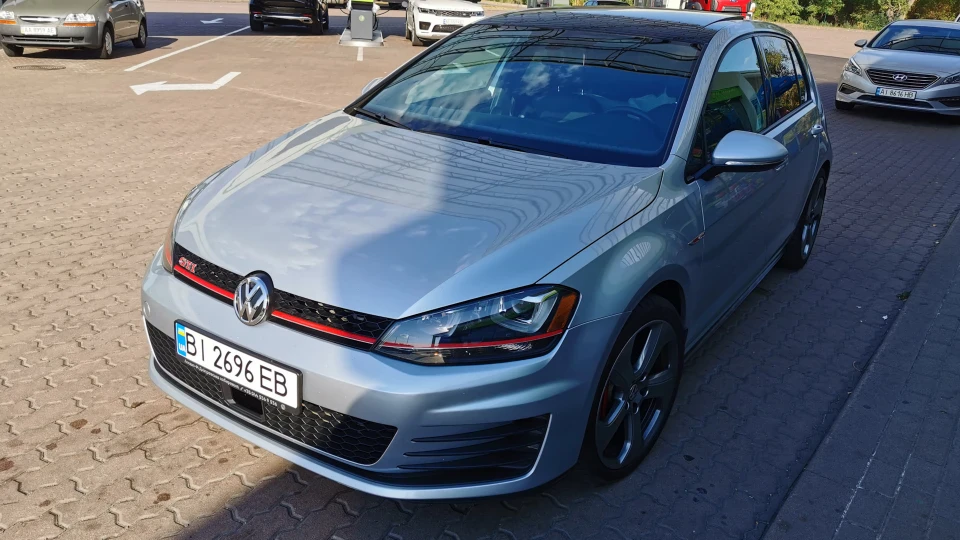 Volkswagen Golf GTI Ласкавий звір 3
