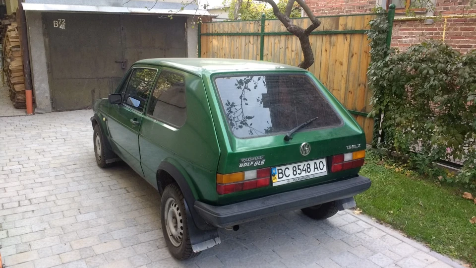 Volkswagen Golf GTI Mk1 2