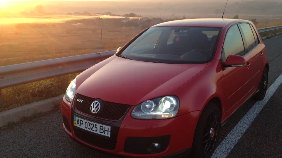 Volkswagen Golf GTI MkV DSG6.