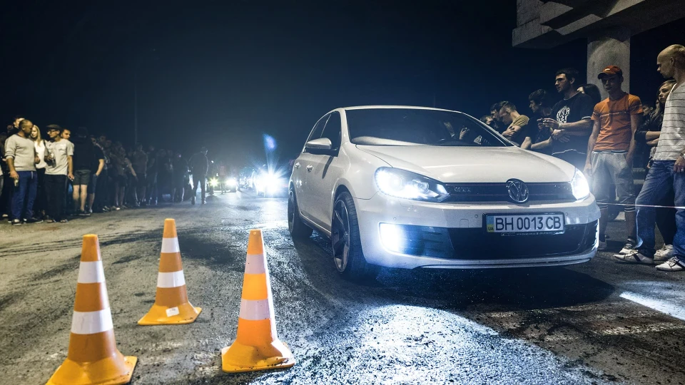 Volkswagen Golf GTI Надутий GTI 2