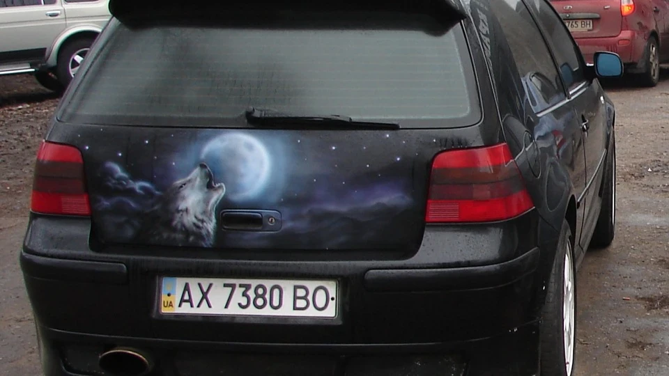 Volkswagen Golf GTI Night Wolf 2