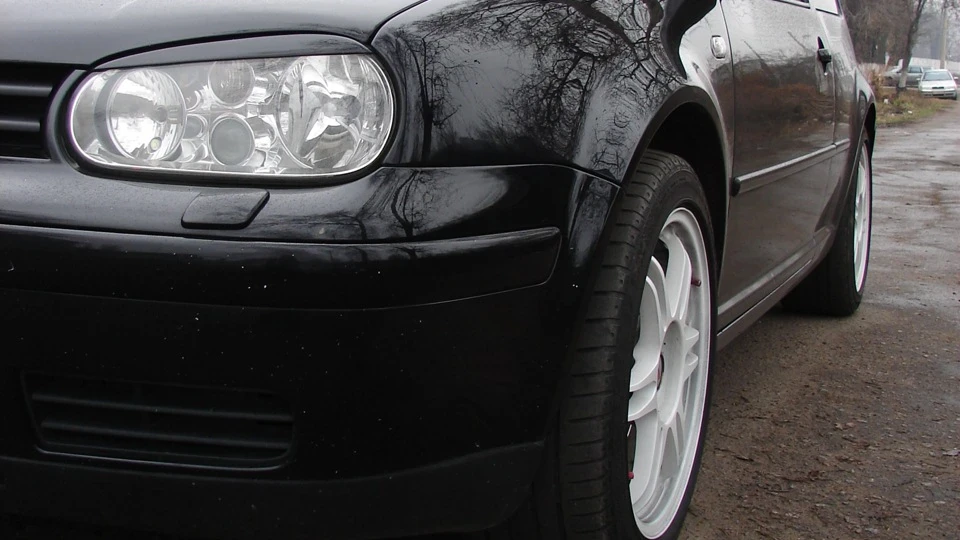 Volkswagen Golf GTI Night Wolf 3