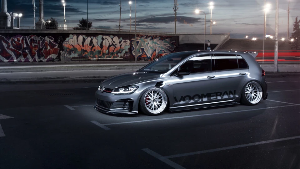 Volkswagen Golf GTI #nothing_extra