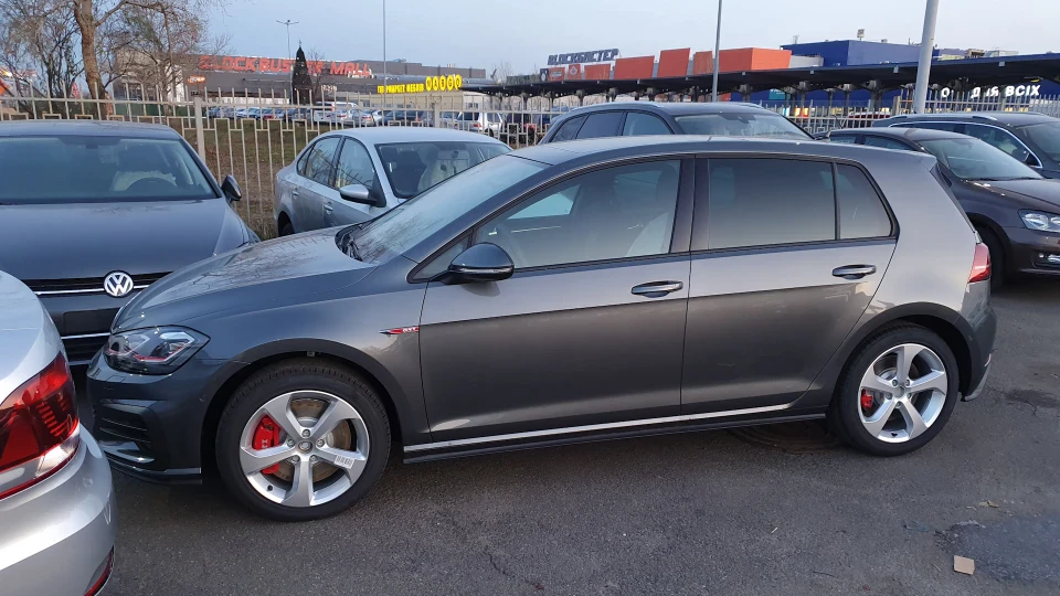 Volkswagen Golf GTI Perfomance Pack 2