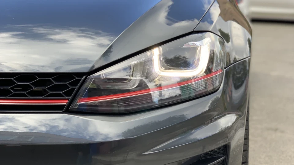 Volkswagen Golf GTI PERFOMANCE USA