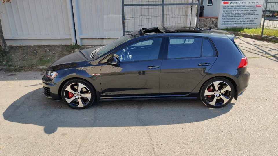 Volkswagen Golf GTI Performance Pack 2
