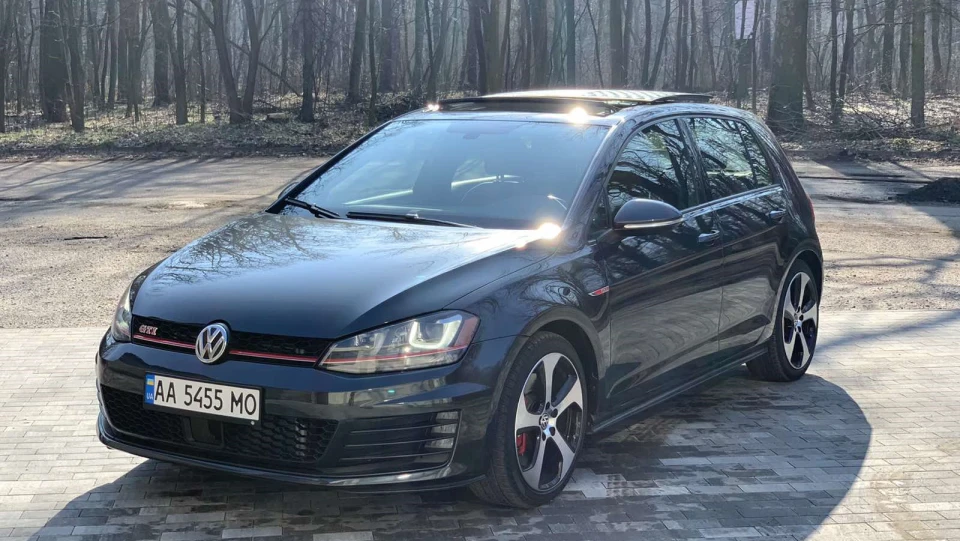 Volkswagen Golf GTI Performance Pack