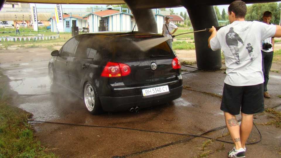 Volkswagen Golf GTI Майже Чорний 3