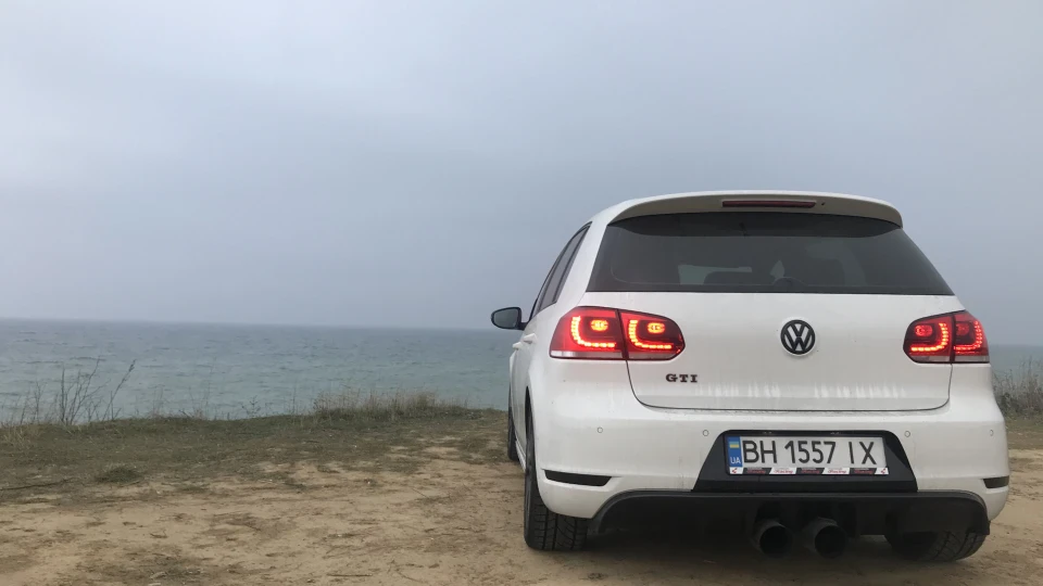 Volkswagen Golf GTI Revo st.2 3