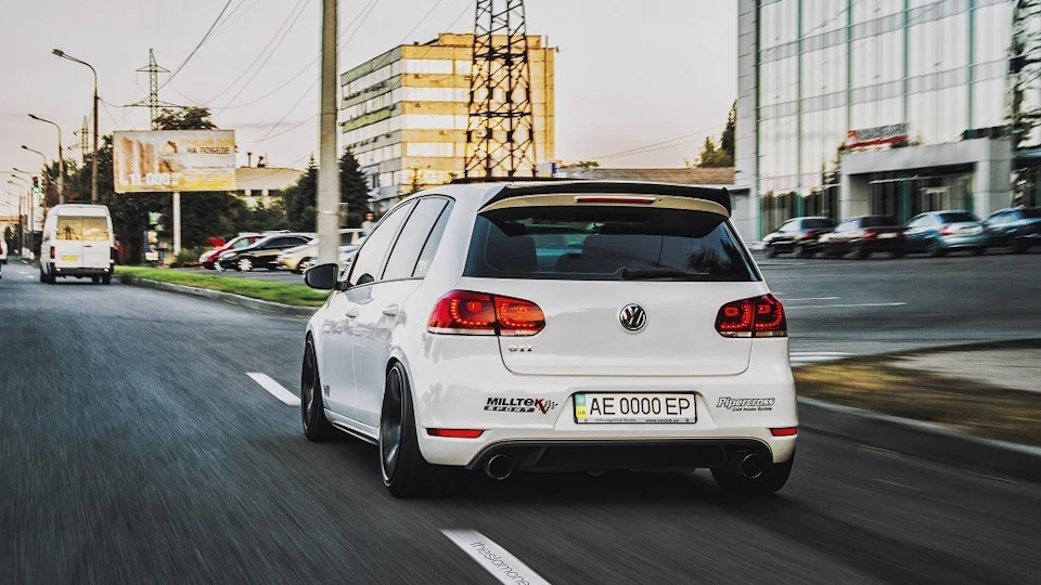 Volkswagen Golf GTI REVO Stage 3 5